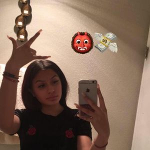 Meet your Posher, Fernanda